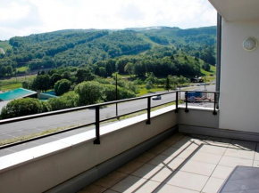 Appartement Super Besse avec terrasse sud et garage privé - FR-1-814-67
